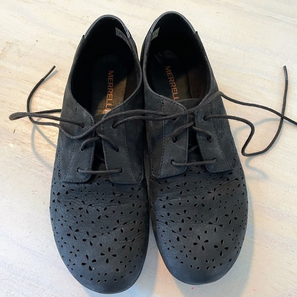 Merrell Shoes - Women’s Merrell Mimix Maze Black Nubuck Leather Lace Up Shoe Size 9